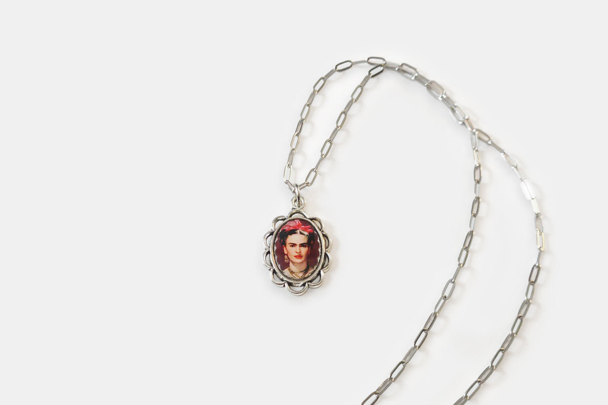 Collar con dije «Pétalos» | Acero inoxidable