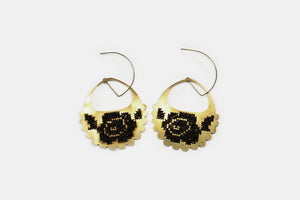 Aros Frida Flor | Bronce e hilo negro