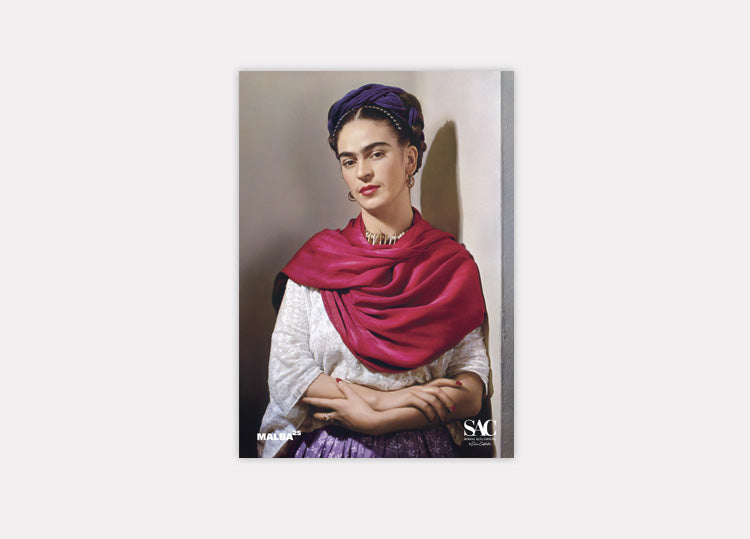 Postal: Frida Kahlo wearing a magenta rebozo, 1939